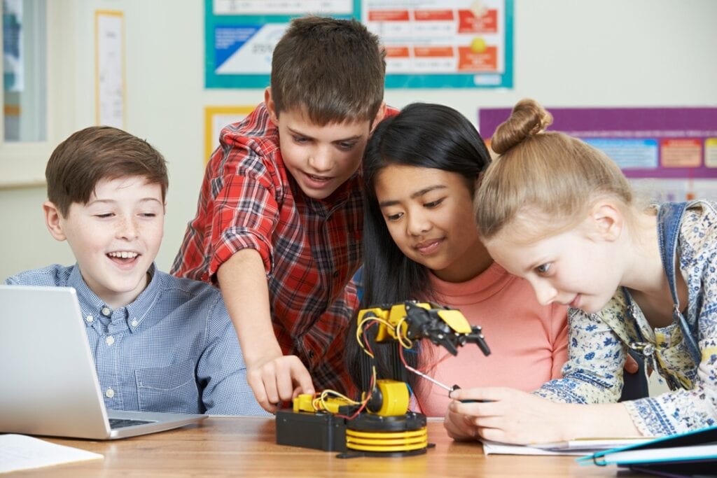 Project Based Learning Doesn't Mean Arts and Crafts