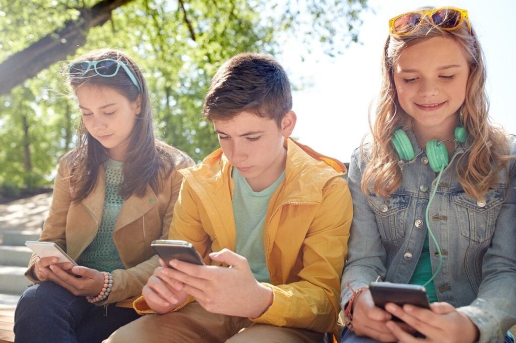 Should Teens Have Access to Smart Devices?
