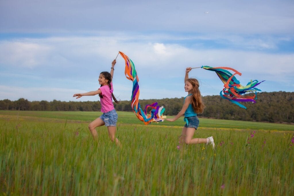Why Your Kids Should Go Play Outside This Summer