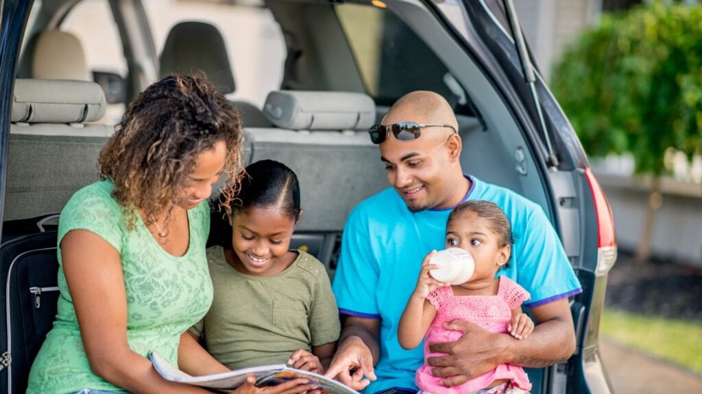 5 Parenting Tips for a Stress-Free Summer Road Trip